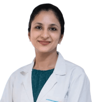Dr. Komal Saluja